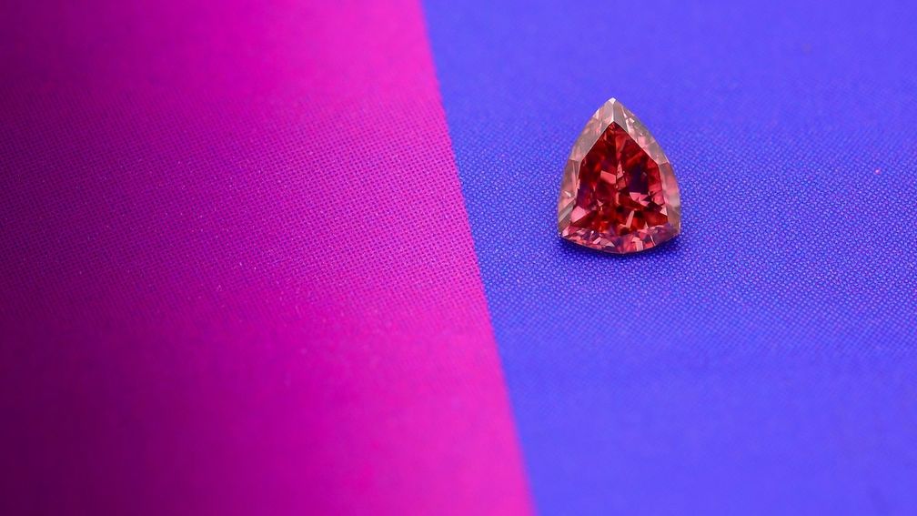 Редчайший цвет природного бриллианта из всех существующих