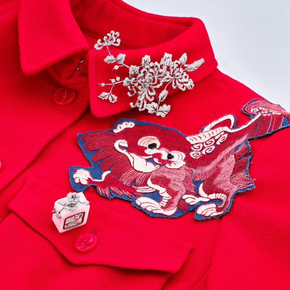 Женский традиционный китайский костюм-туника с уникальной вышивкой