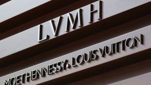 В 2022 году выручка LVMH от ювелирных изделий и часов выросла на 18 %