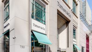 Рекордные продажи Tiffany поднимают доход LVMH