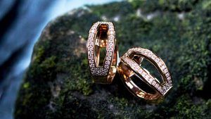 Швейцарская часовая компания Corum выпускает смелую ювелирную коллекцию