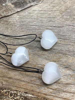 подвески с селенитом