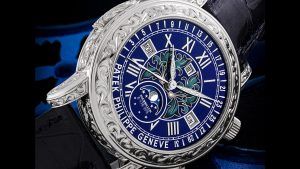 Часы Sky Moon Tourbillon от Patek Philippe проданы за $ 5,8 млн Часы Sky Moon Tourbillon от Patek Philippe проданы за $ 5,8 млн