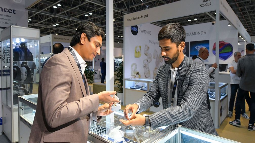 Дубайская ювелирная выставка увеличила число посетителей на 20 %