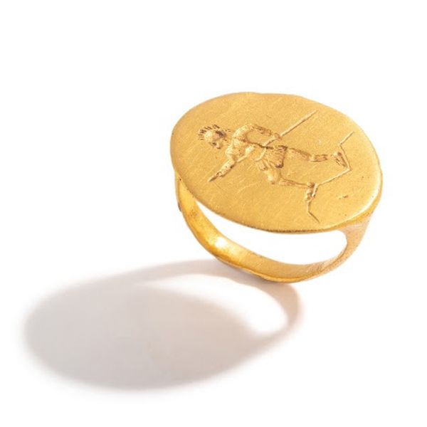 Греческое кольцо (примерно пятый или четвертый век до н.э.) из золота, предварительная оценка: 5000–7000 долларов