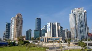 Контрастные тенденции в израильской торговле