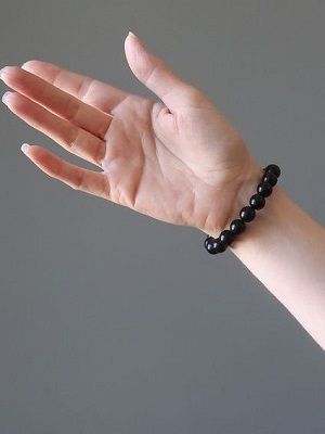 браслет с гагатом