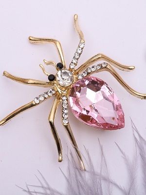 Украшения в форме насекомых