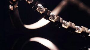 Современные цепочки с бриллиантами от Дины Камаль Современные цепочки с бриллиантами от Дины Камаль