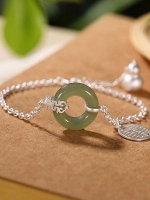 браслет с нефритом