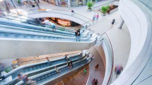 Розничные продажи растут на фоне ослабления инфляции Розничные продажи растут на фоне ослабления инфляции