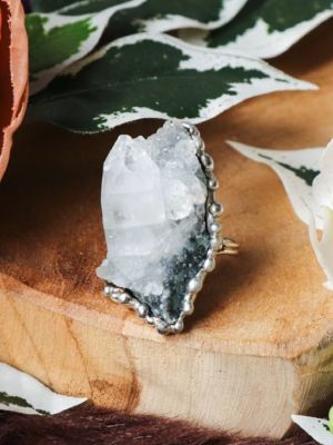 Кольца с апофиллитом: какие бывают, как выбрать и носить