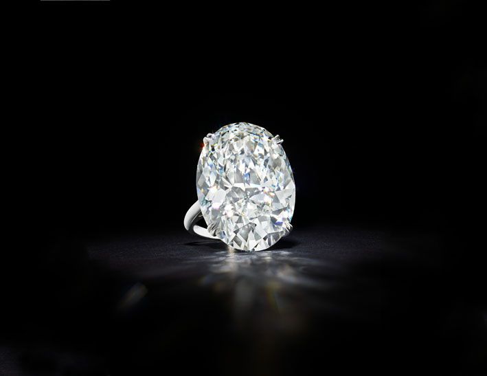 Кольцо с овальным бриллиантом 51,60 карата