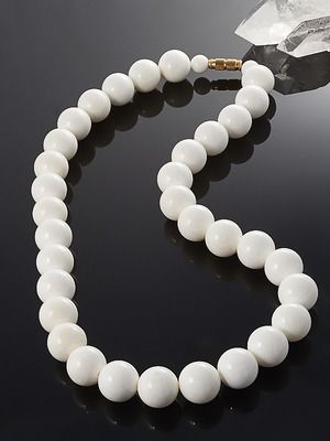 Браслеты с арагонитом: какие бывают, как выбрать и носить