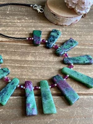 Фуксит для Льва: совместимость, подходит или нет