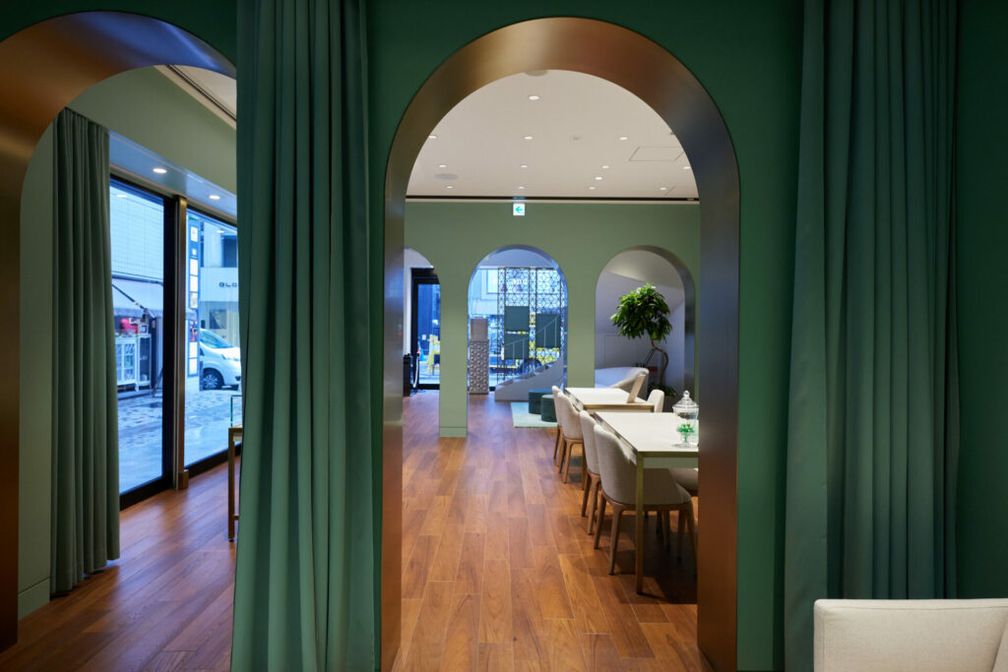 Интерьер флагманского магазина Fope в Токио