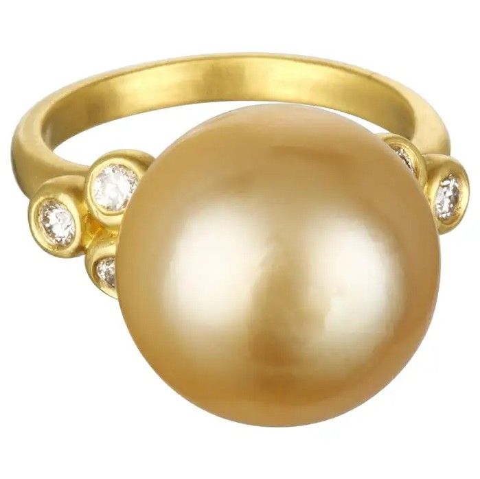 Кольцо с золотой жемчужиной южных морей от Faye Kim