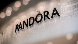 Глава отдела электронной коммерции Tiffany & Co. уходит в компанию Pandora