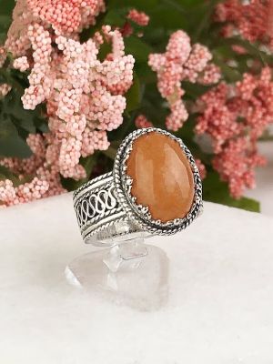 Кольца с персиковым авантюрином: какие бывают, как выбрать и носить