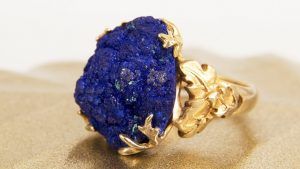 Азурит для Льва: совместимость, подходит или нет