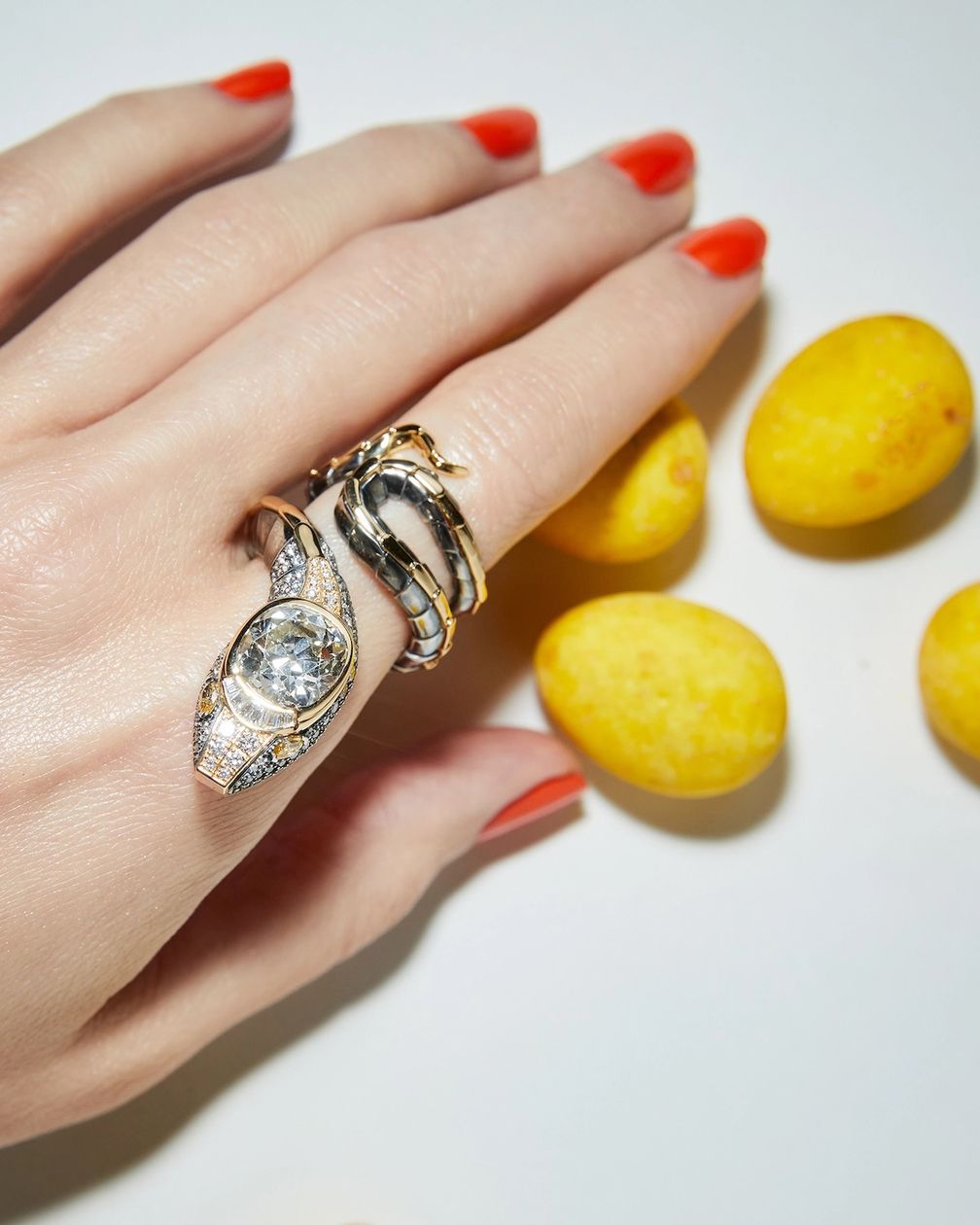 10 головокружительных украшений с бриллиантами на Неделе моды в Париже, ч. 2