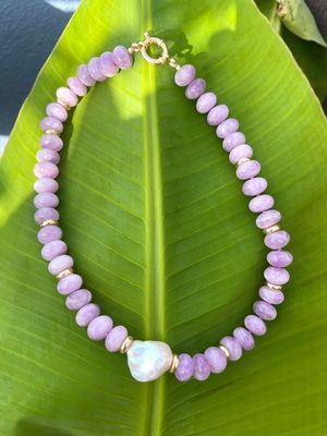 Кунцит для Скорпиона: совместимость, подходит или нет