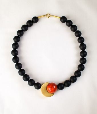 Браслеты с черными кораллами: какие бывают, как выбрать и носить