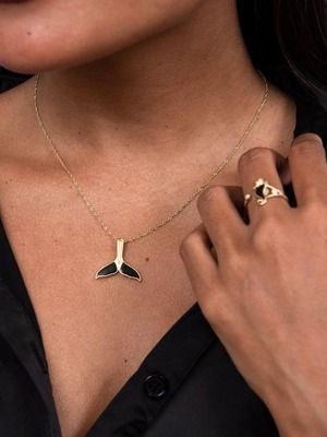 Подвески с черными кораллами