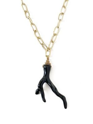 Подвески с черными кораллами