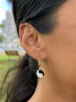 Серьги с черными кораллами