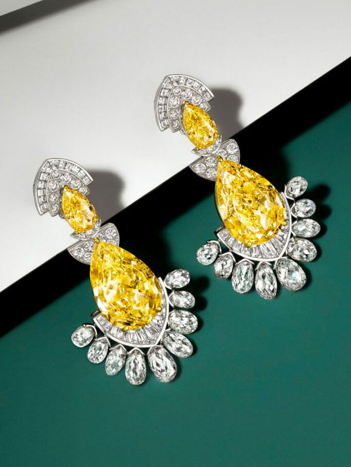 Серьги Sunrise от Graff