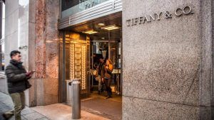 Реконструкция магазина Tiffany стимулирует продажи LVMH