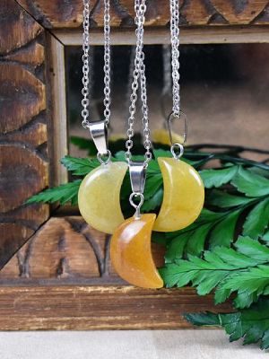 Желтый авантюрин: свойства минерала и применение в ювелирном деле