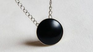 Гагат для Козерога: совместимость, подходит или нет