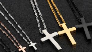 Мужские украшения с крестами: особенности, как выбрать и носить