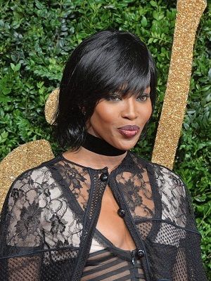 Какие ювелирные украшения выбирает Наоми Кэмпбелл