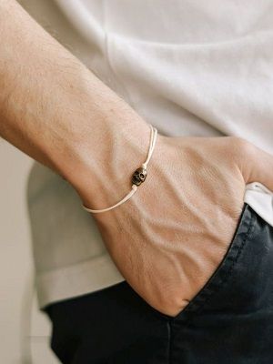 Мужские браслеты с черепами: особенности, как выбрать и носить