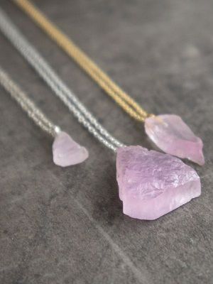 кунцит для дев