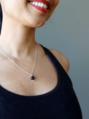 подвеска с гагатом