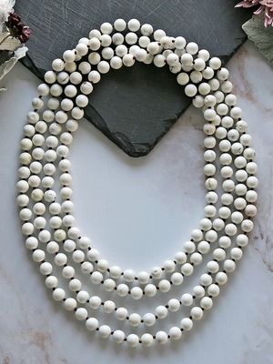 бусы с магнезитом