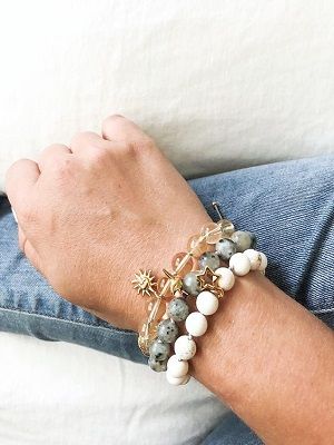 браслет с магнезитом