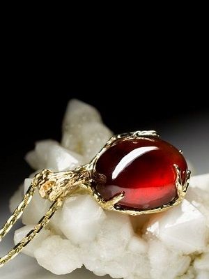 подвеска с гиацинтом