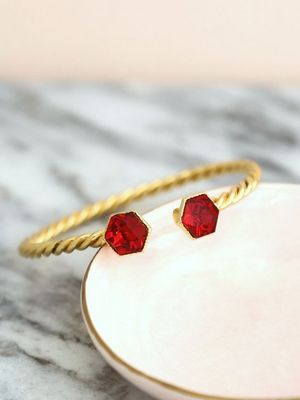 кольцо с гиацинтом