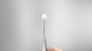 Adamas One приобретает производственную компанию