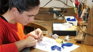 Аликс Дюма: Создание великолепной броши Magnolia Аликс Дюма: Создание великолепной броши Magnolia