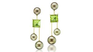 Серьги от Assael с перидотами и жемчугом Серьги от Assael с перидотами и жемчугом