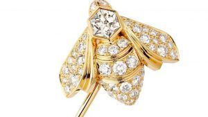 Когда речь заходит о пчелах, дизайнеры украшений принимаются за дело