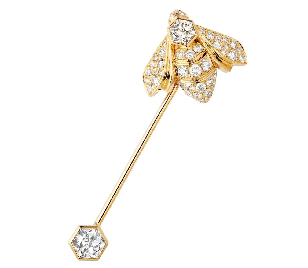 Когда речь заходит о пчелах, дизайнеры украшений принимаются за дело