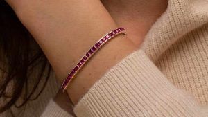 Браслеты с гиацинтом: какие бывают, как выбрать и носить Браслеты с гиацинтом: какие бывают, как выбрать и носить