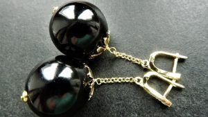 Гагат для Близнецов: совместимость, подходит или нет